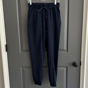 Lululemon Keep Moving Jogger True Navy-Size 6